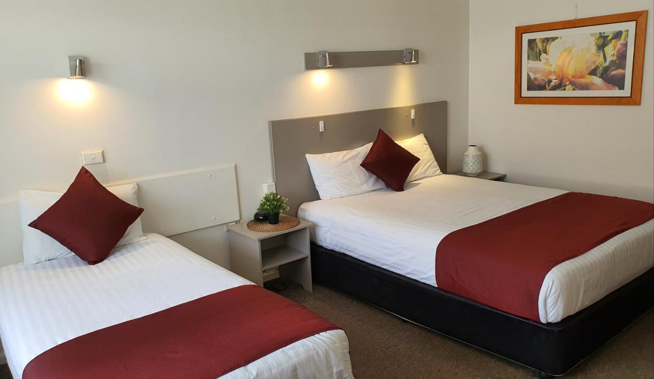 Cobb Inlander Motel Hay Eksteriør bilde