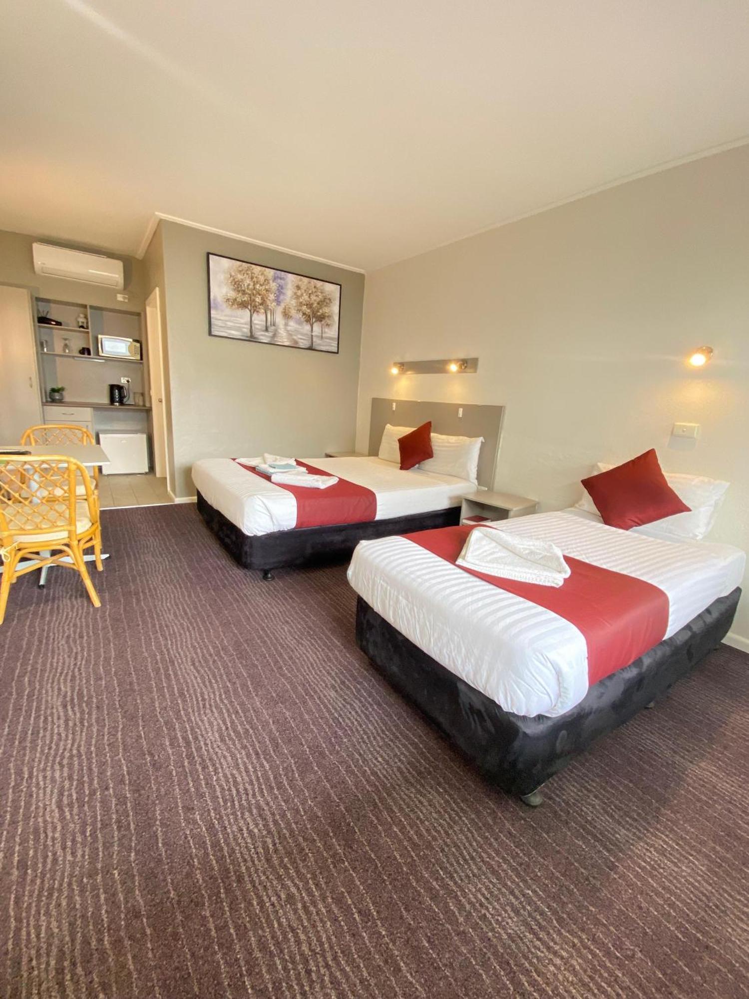 Cobb Inlander Motel Hay Eksteriør bilde